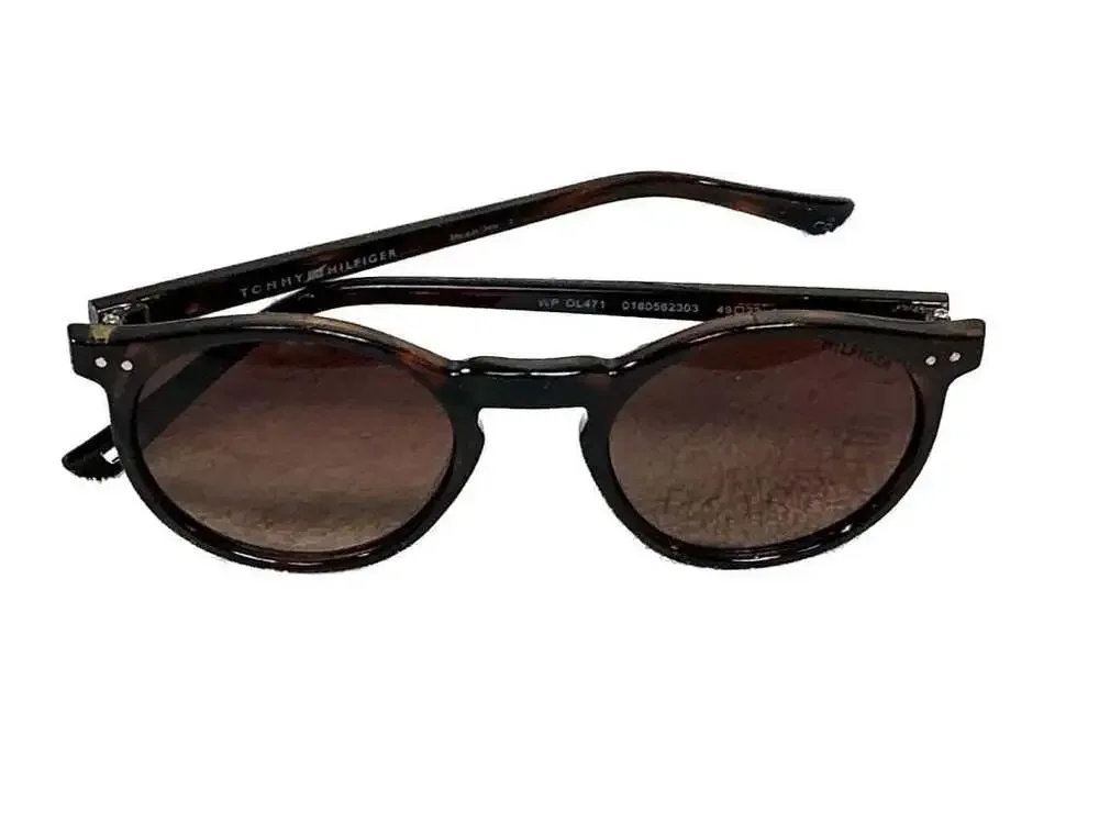 Vintage Tommy Hilfiger Stormi WP OL471 Round Keyhole Tortoise Shell Sunglasses